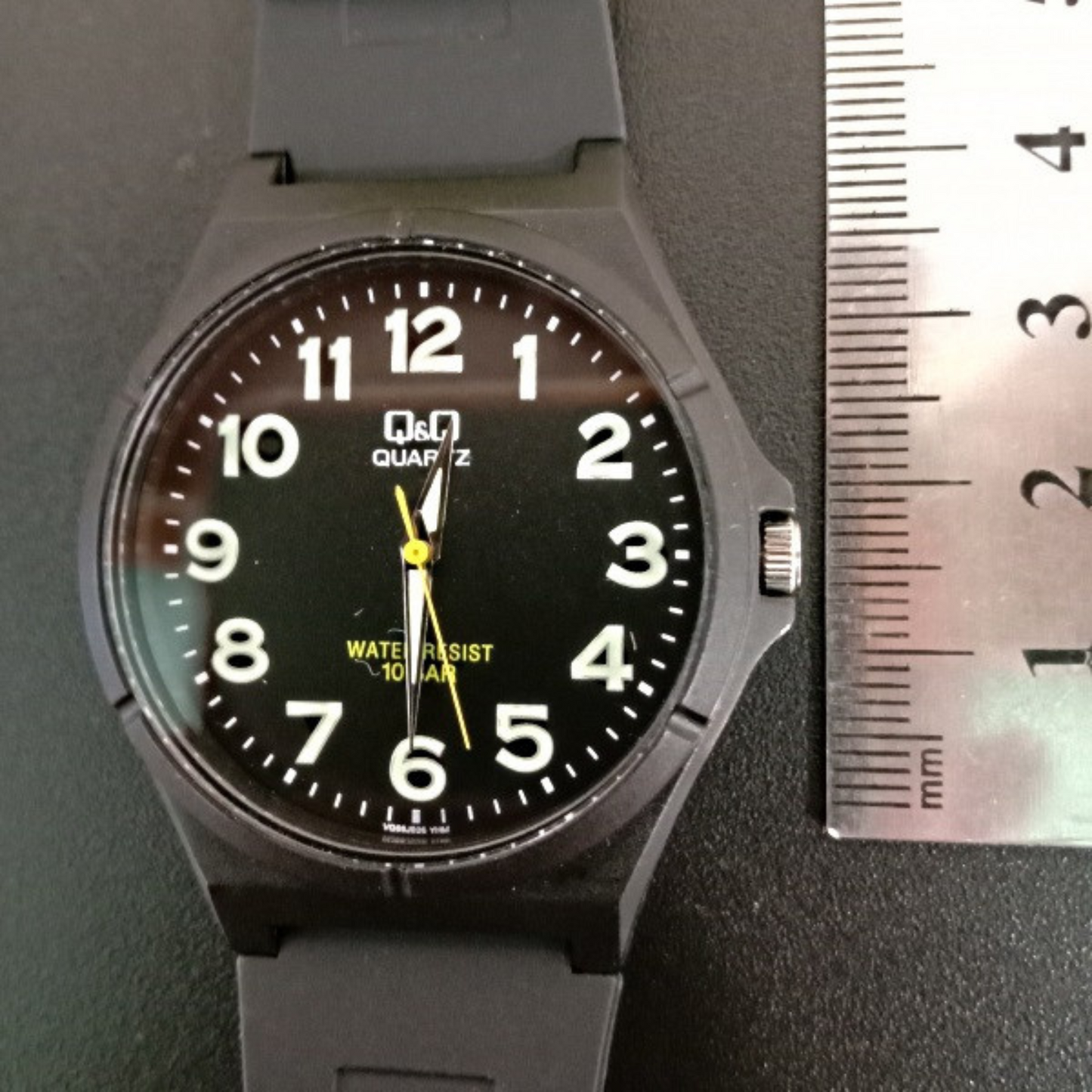 Reloj Q&Q Modelo VQ66J026Y